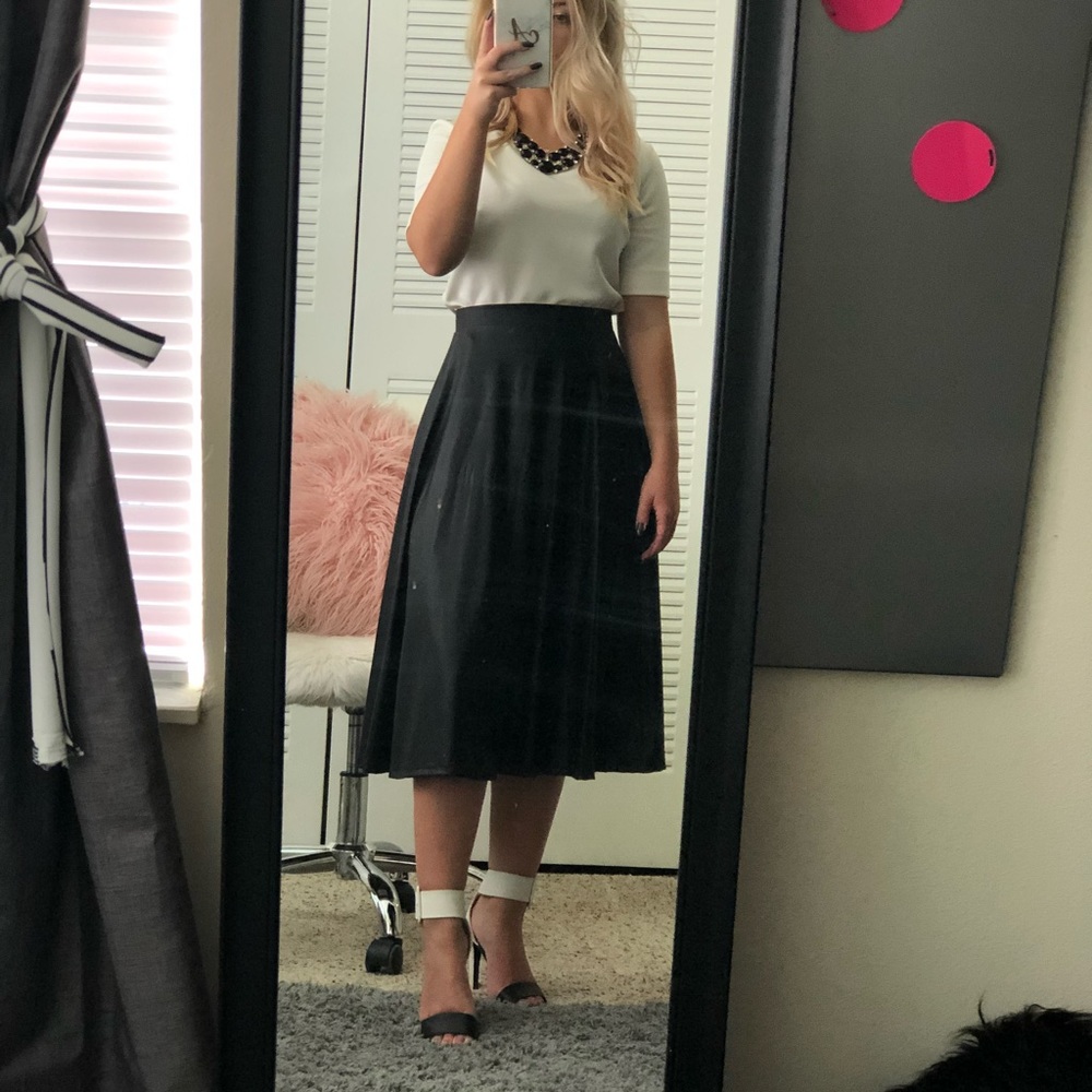 Silky flowy skirt